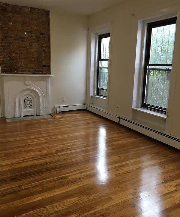 1st image of 163 Gates Ave
