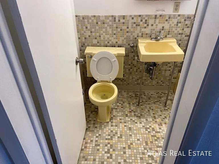 831 E San Miguel St — Photo 4