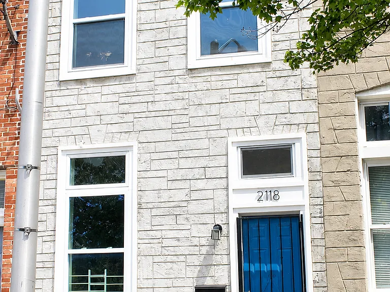2118 E Hoffman St — Photo 9