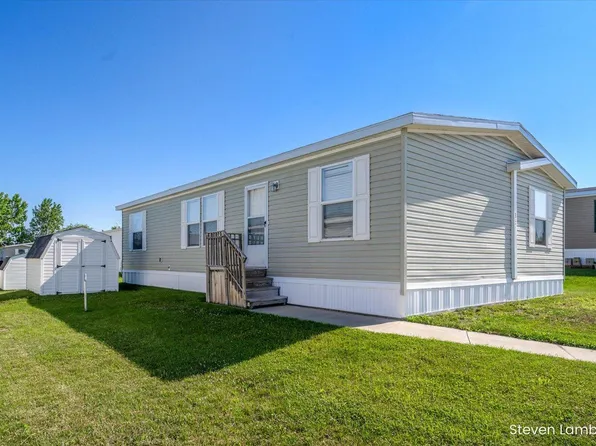 947 Redwood Dr, Hastings, MI 49058