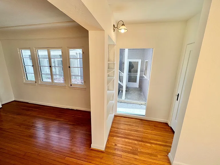 227 Granada Ave — Photo 13