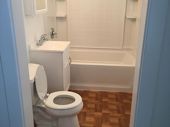 2nd image of 4 W Champlain Ave APT 1