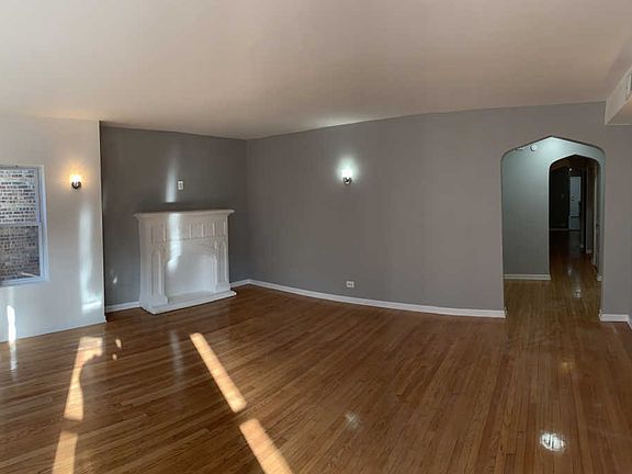4th image of 7643 S Essex Ave #2