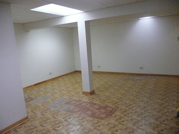 5th image of 6 Westwood Dr