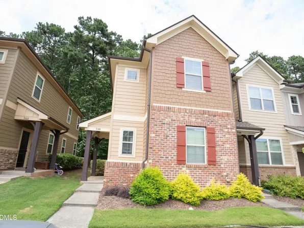 738 Wickham Ridge Rd, Apex, NC 27539