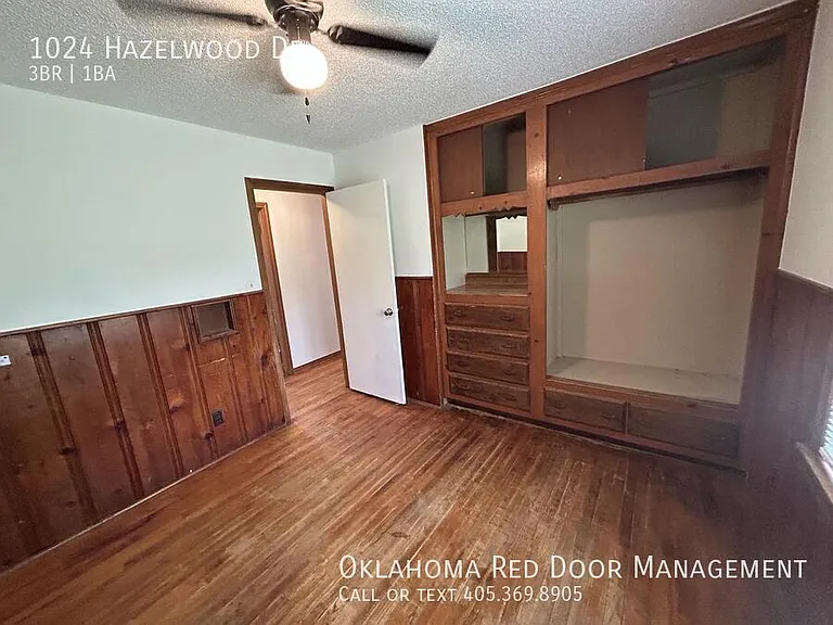 1024 Hazelwood Dr — Photo 12