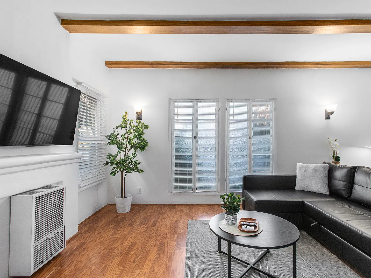1 bed, 650 sqft, $2,700 — Photo 2