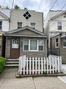 91-48 89 Street, Woodhaven, NY, 11421