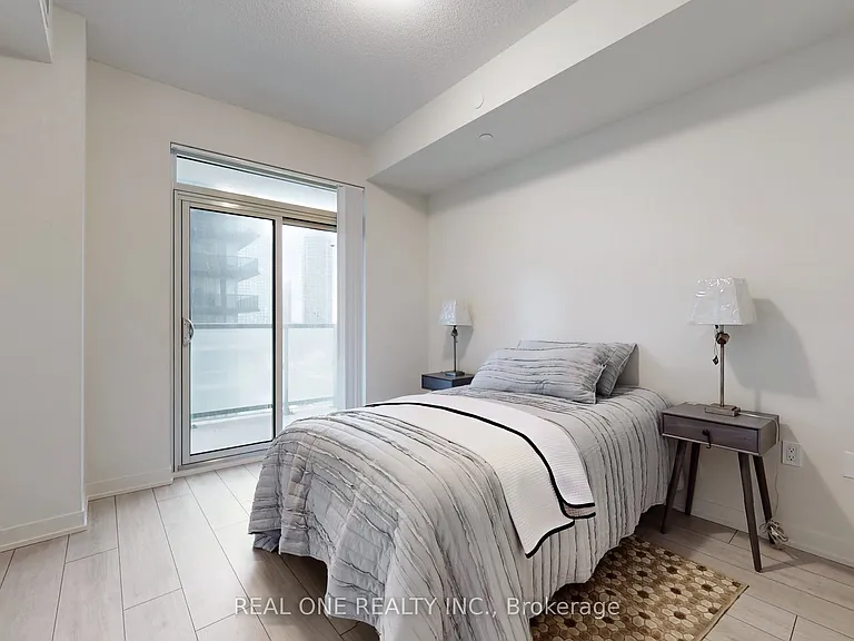 38 Annie Craig Dr #1005 — Photo 9