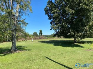 390 Noblitt Rd, Boaz, AL 35956