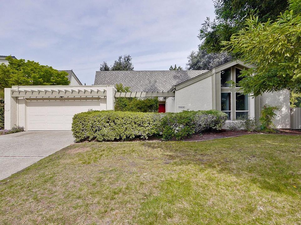1st image of 4295 Ponce Dr