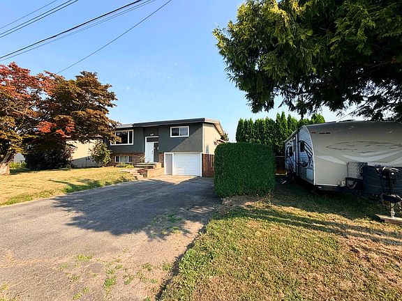 2nd image of 46533 Teton Ave