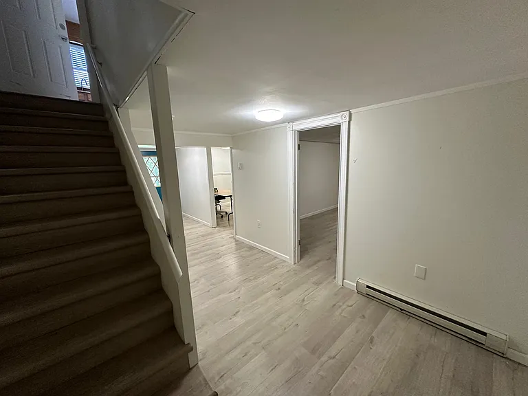 246 1st Ave — Photo 25