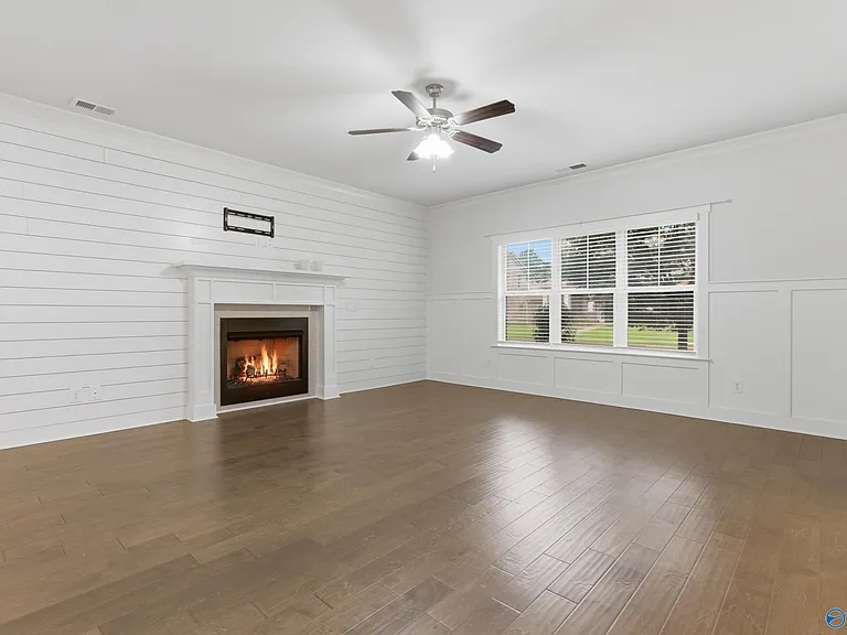 8 Desert Oak Ct — Photo 6