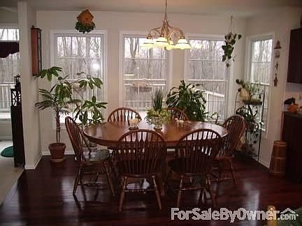 3rd image of 2313 Vista Ct
