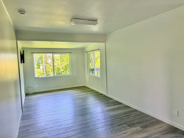 332 Kauila St — Photo 9