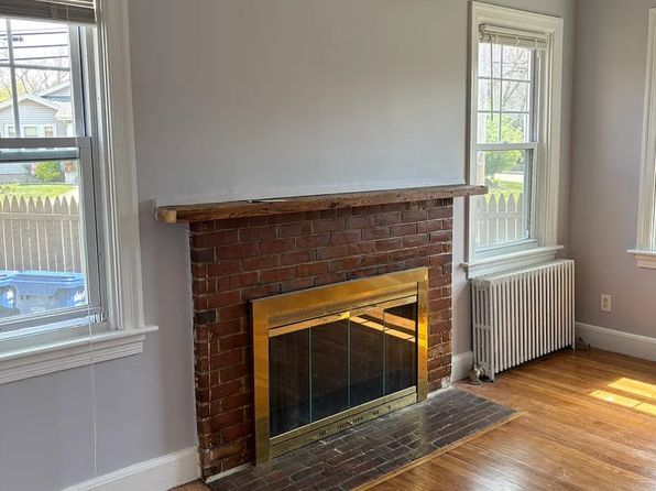 188 Newman Ave APT 1