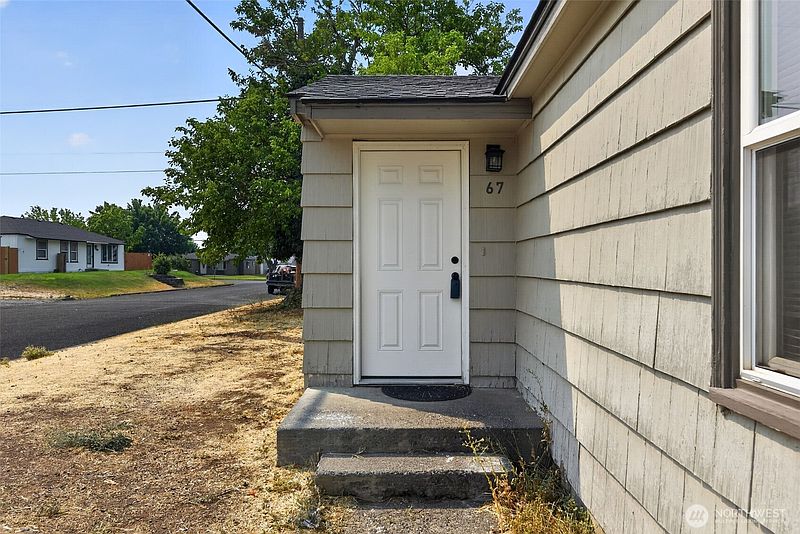 3rd image of 67 G Street SE
