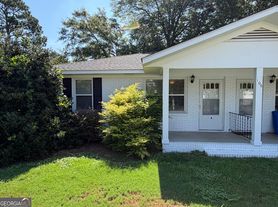 105 Donehoo St, Statesboro, GA