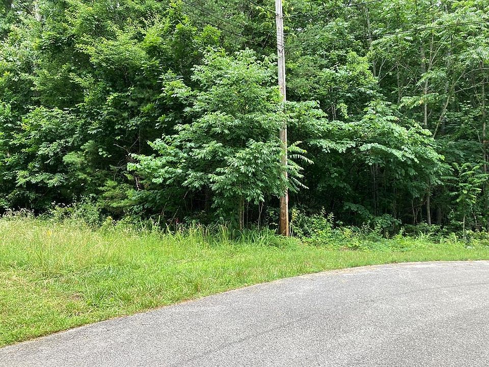 1st image of 4882 Emerald Rd