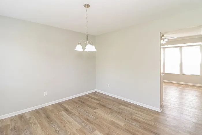 3 bed, 2.0 bath, 1767 sqft, $2,195 — Photo 3