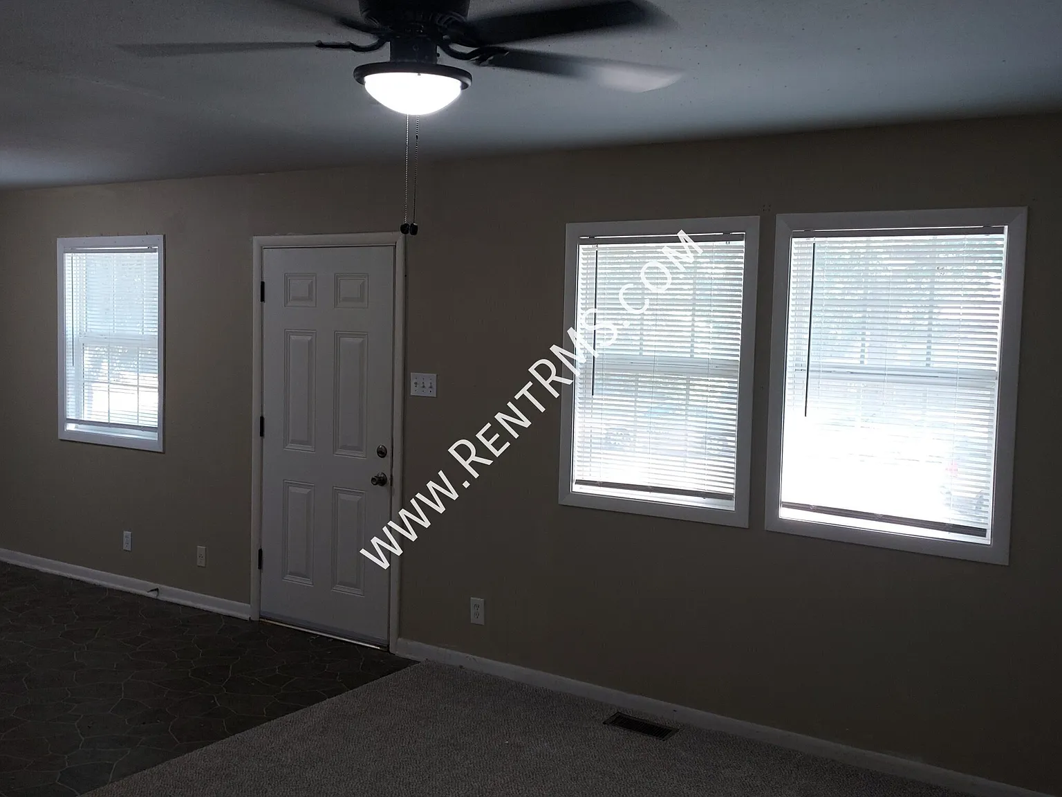 1772 Se 29th Ter- 3 Bed/1.5 Bath — Photo 4