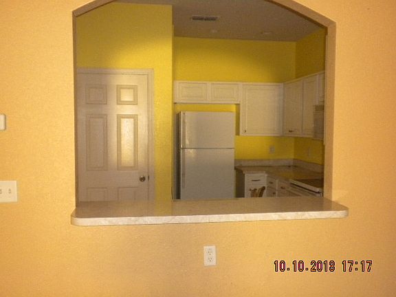 3rd image of 2906 Ashland Ln S