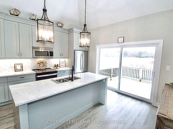 5th image of 744 Nelson St W #29