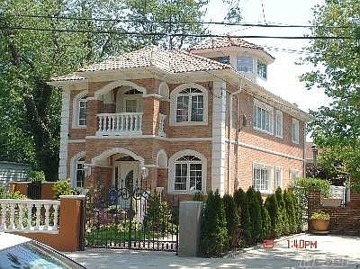 32 Center Drive