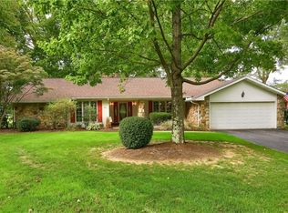 450 Spruce Dr, Mercer, PA 16137