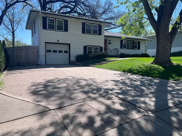 5121 S 77th Ave, Ralston, NE 68127