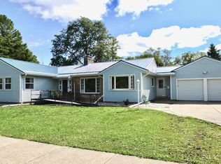 616 Olympian Blvd, Beloit, WI 53511