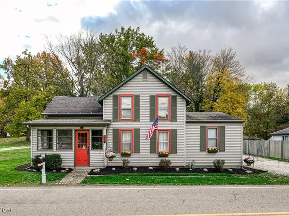 208 E Comet Rd, Clinton, OH 44216