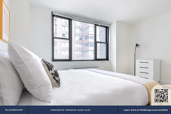 Rented by The Blueground | media 10