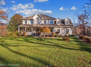 440 Gulley Rd, Howell, MI 48843
