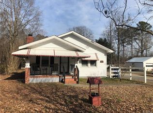 18713 Branders Bridge Rd, South Chesterfield, VA 23834