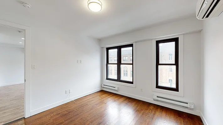 Rented by Metro Garden Realty NYC | media 11