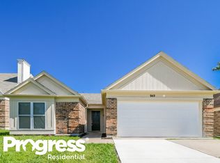 949 Danforth Pl, Arlington, TX 76017