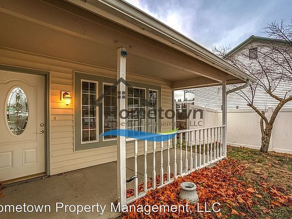 3rd image of 1894 E Windwood Ct