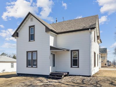 208 Center St, Reinbeck, IA, 50669