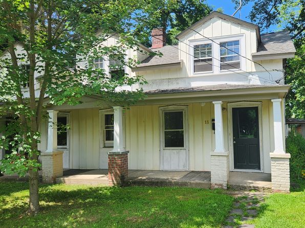 11 South St