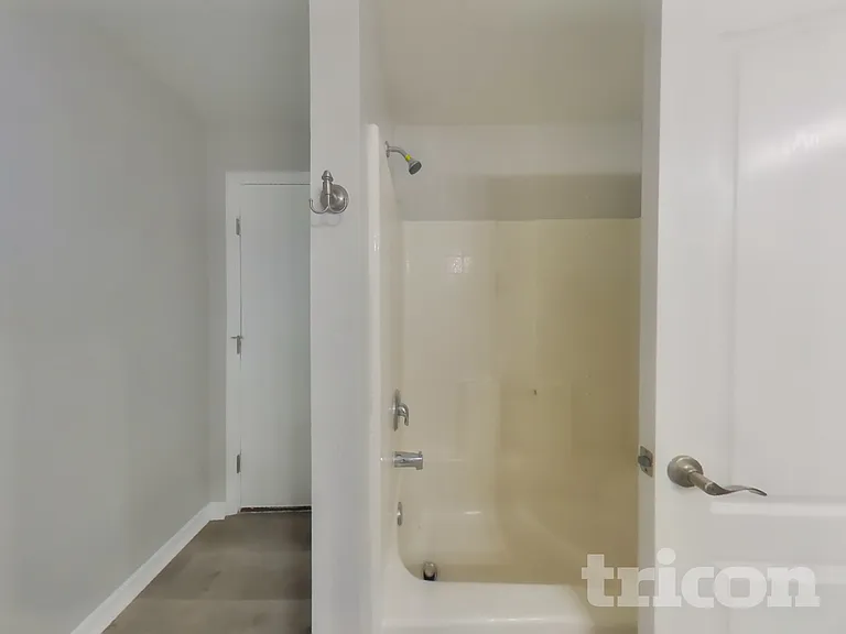 4251 Galvin Ln — Photo 13
