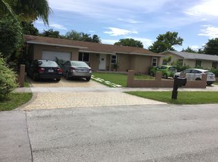 10450 SW 164th St, Miami, FL 33157