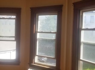 8 View St, Worcester, MA 01610