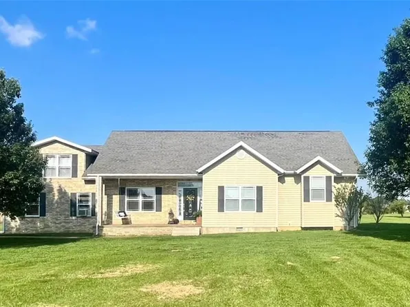 1576 N Click St, Nevada, MO 64772