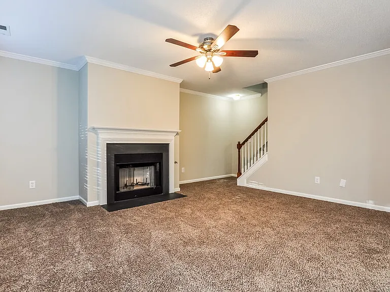 3416 Futura Ln — Photo 2