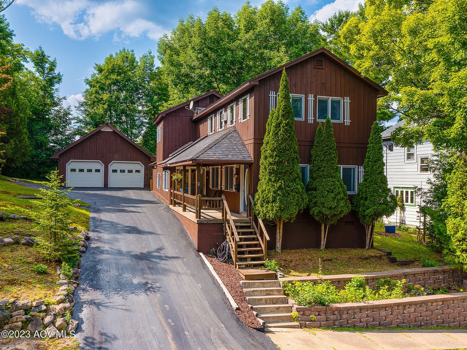 9 Park St, Tupper Lake, NY 12986 Zillow