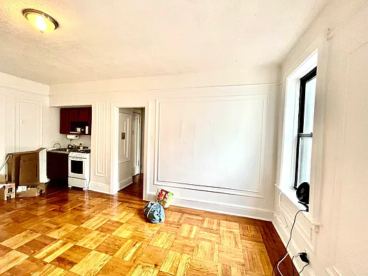 Rented by Pear NYC LLC | media 23