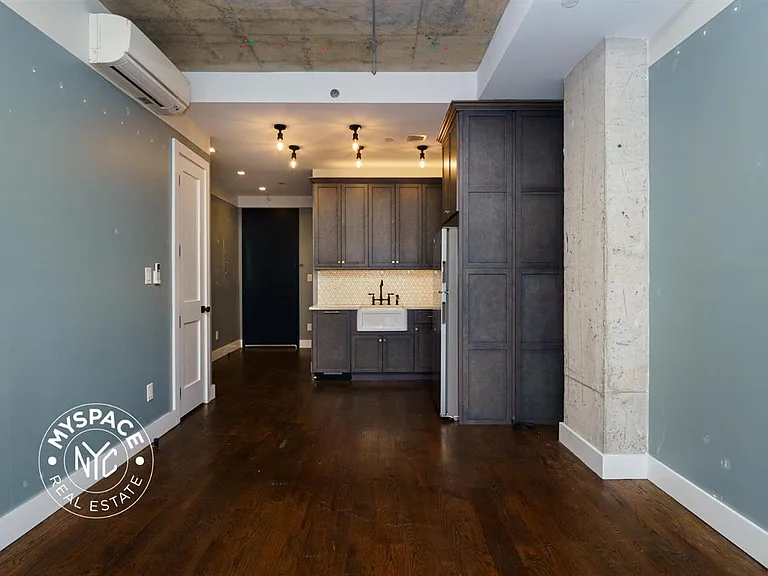 187 Kent Ave #822 — Photo 2