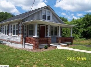 1454 E Main St, Waynesboro, VA 22980